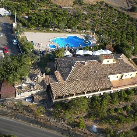 Фермерский дом Il Casale Dell'etna Патерно